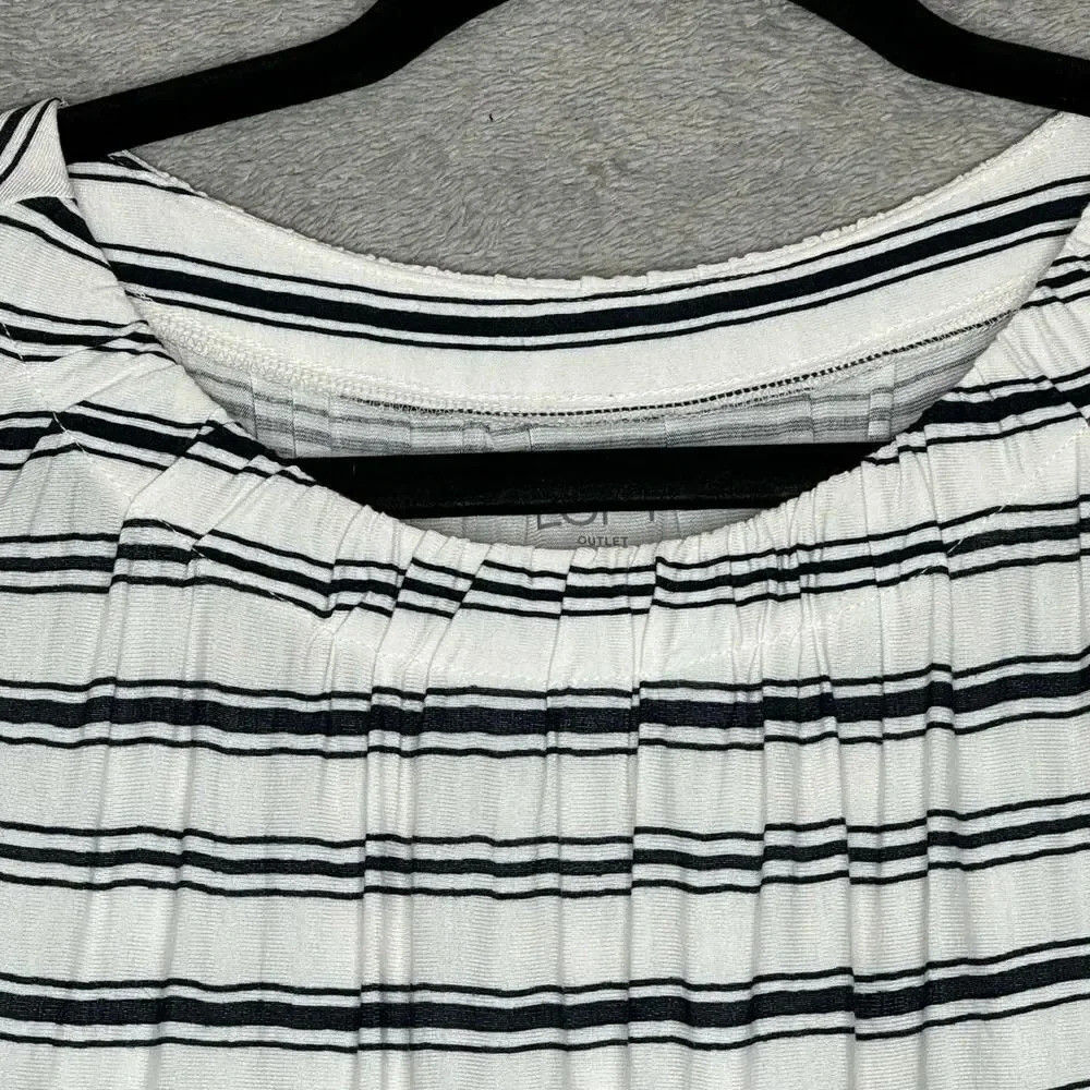 Ann Taylor Loft S Small Shirt Top Navy Blue Striped Sleeveless Round Neck‎ - Picture 3 of 6